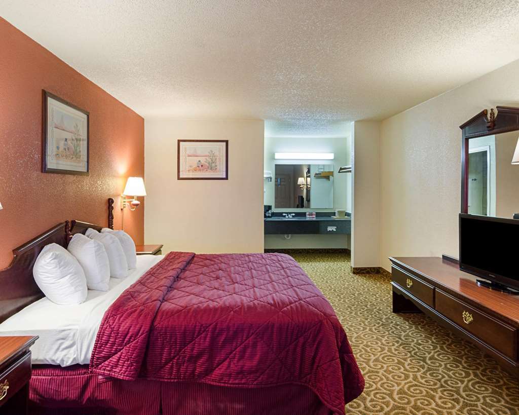 Surestay Hotel By Best Western Childress Quarto foto